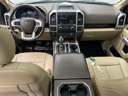 Used 2018 Ford F150 Lariat w/ Equipment Group 502A Luxury image 3