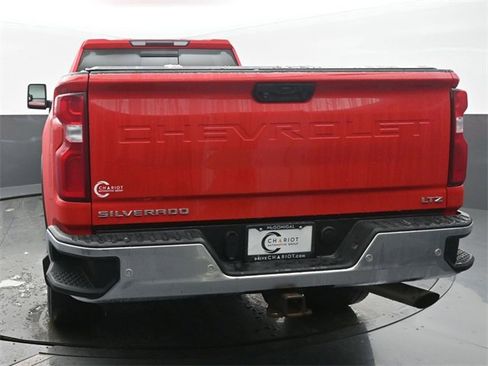 Used 2022 Chevrolet Silverado 2500 LTZ w/ LTZ Plus Package image 5