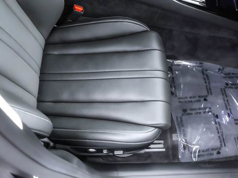 Used 2024 Genesis G80 2.5T image 30