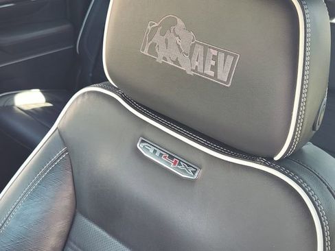 Used 2024 GMC Sierra 2500 AT4X w/ AT4X AEV Edition image 15