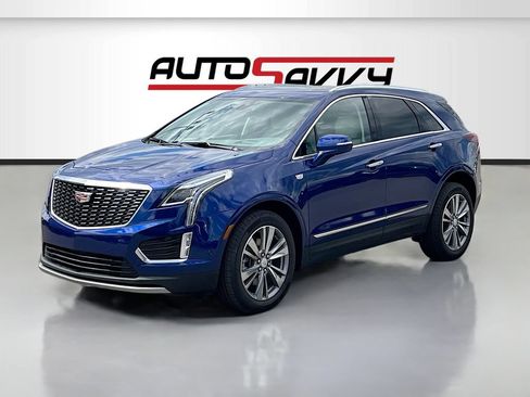 Used 2025 Cadillac XT5 Premium Luxury w/ Technology Package AWD/4WD image 3