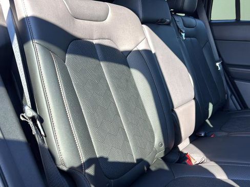 New 2026 Jeep Cherokee Overland w/ Trailer Tow Group image 42