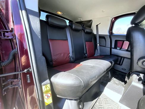 Used 2007 Toyota FJ Cruiser 4WD image 19