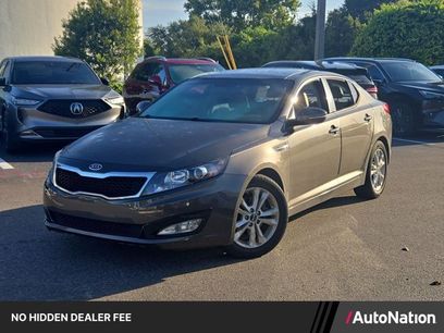 Used 2011 Kia Optima EX w/ Premium Pkg