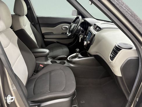 Used 2018 Kia Soul w/ Convenience Package image 20