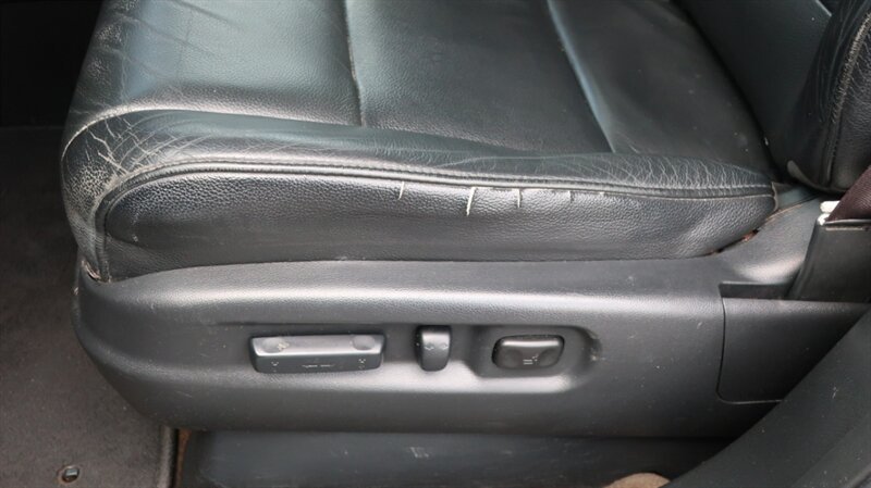 Used 2013 Honda Pilot Touring image 12