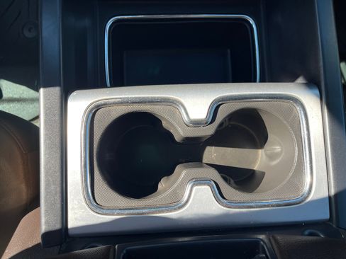 Used 2019 GMC Sierra 2500 SLT image 16