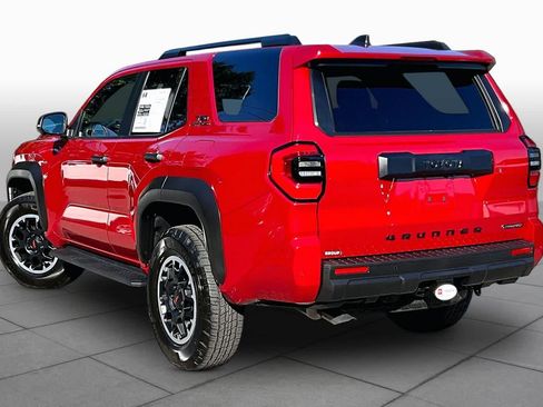 Certified 2026 Toyota 4Runner TRD Off-Road Premium AWD/4WD image 12