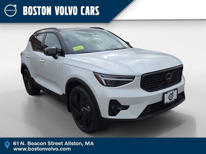 New 2026 Volvo XC40 B5 Ultra w/ Protection Package Premier