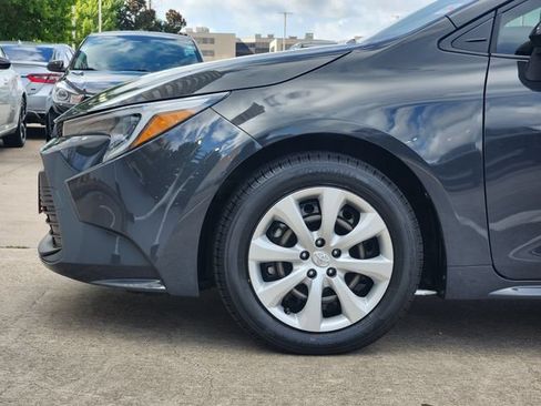 Certified 2025 Toyota Corolla LE FWD image 9