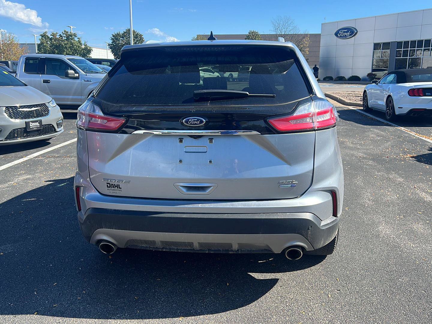 Used 2020 Ford Edge SEL w/ Convenience Package AWD/4WD image 6