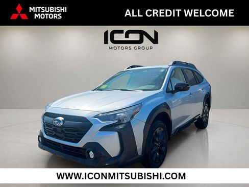 Used 2025 Subaru Outback Onyx Edition AWD/4WD image 1