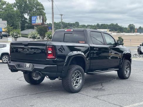 New 2025 RAM 1500 Big Horn AWD/4WD image 8