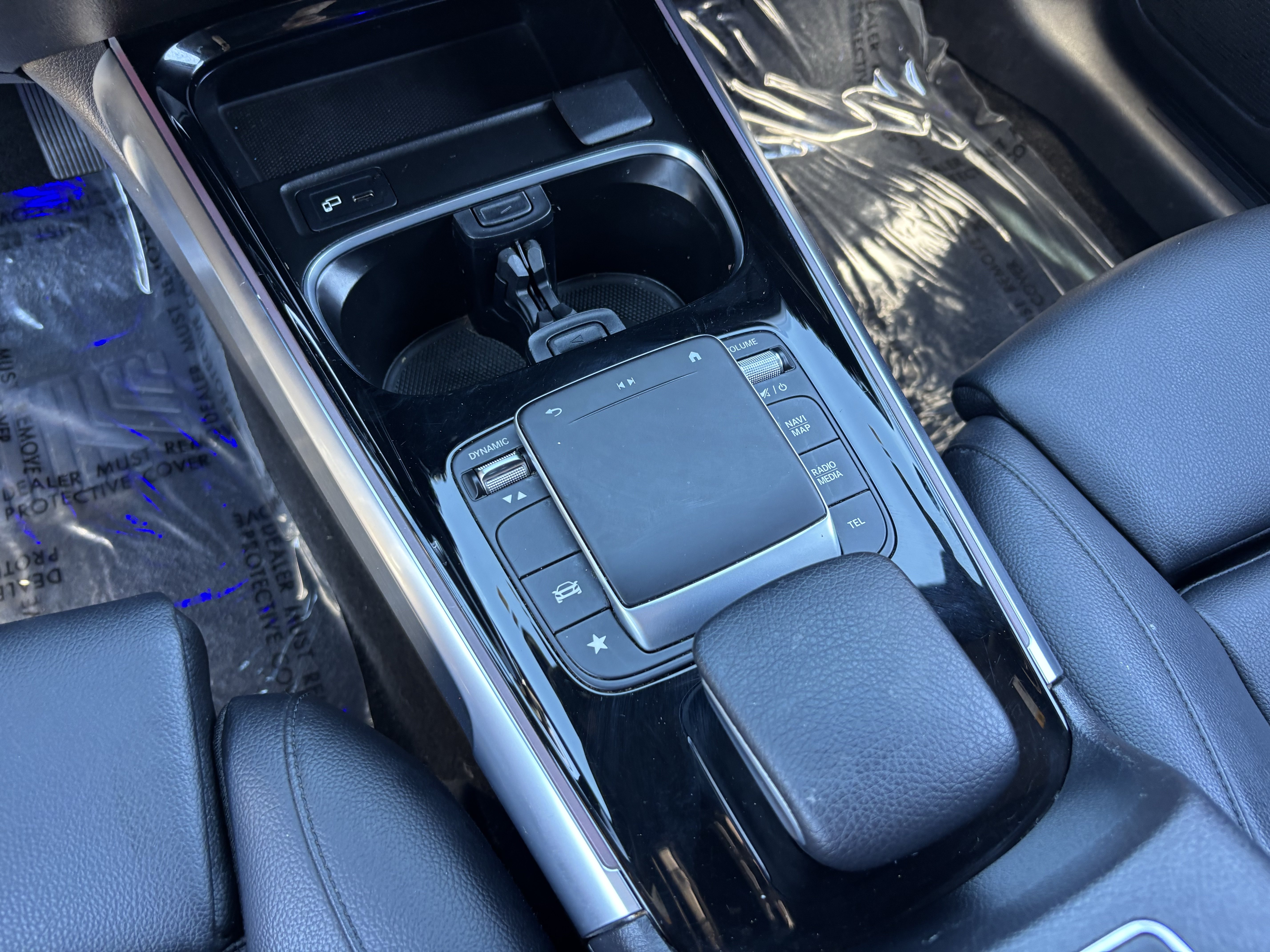 Used 2021 Mercedes-Benz GLB 250 4MATIC image 23