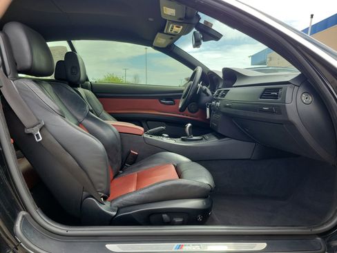 Used 2011 BMW M3 Convertible image 5