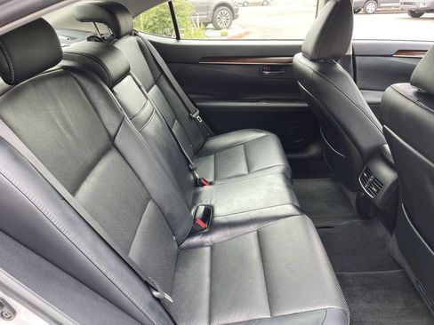 Used 2013 Lexus ES 350 w/ Luxury Pkg FWD image 15