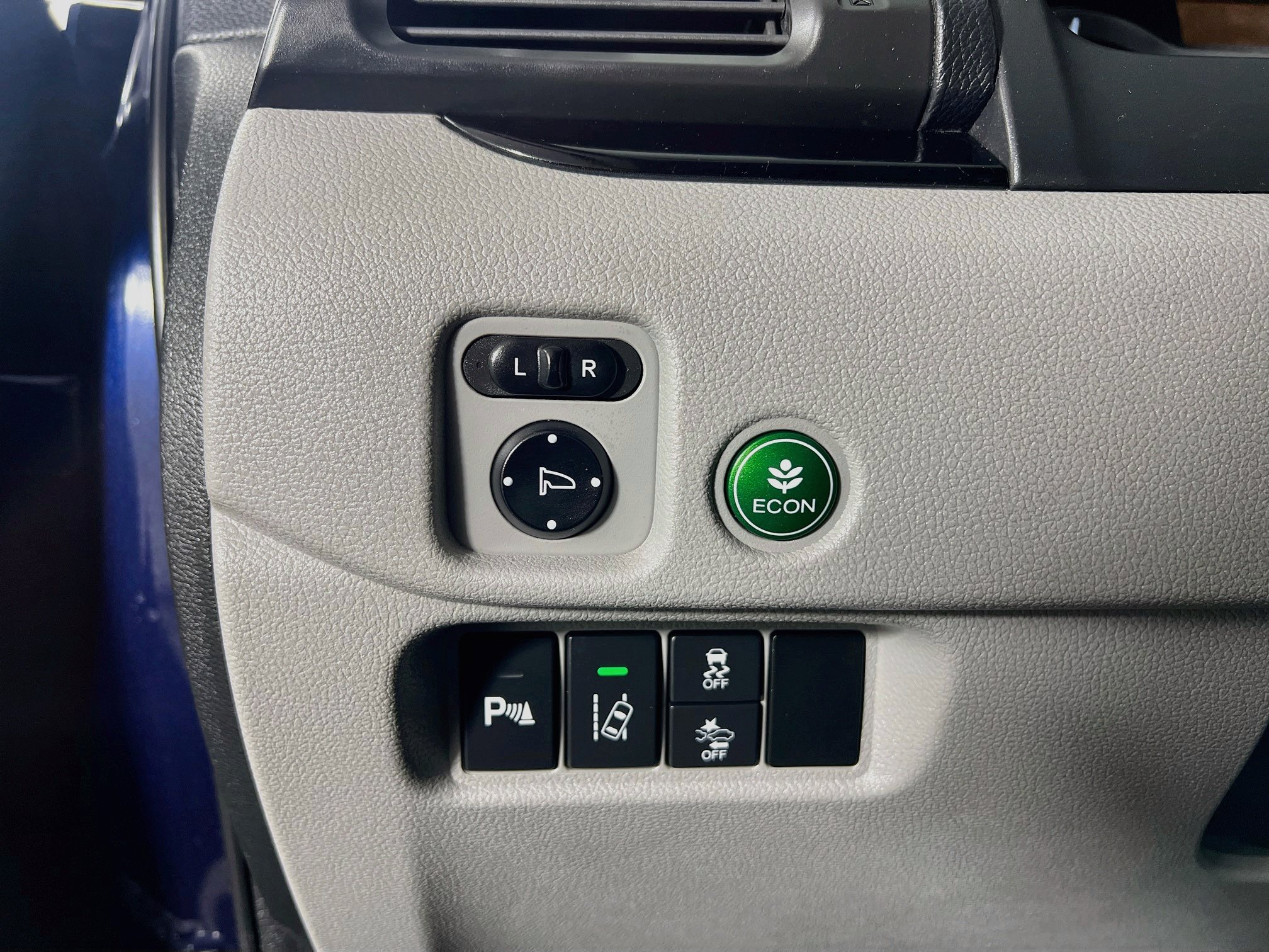 Used 2016 Honda Pilot Touring image 10