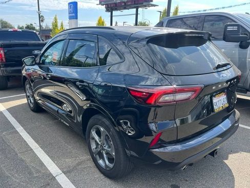 Used 2023 Ford Escape ST-Line Select w/ Tech Pack #2 AWD/4WD image 11