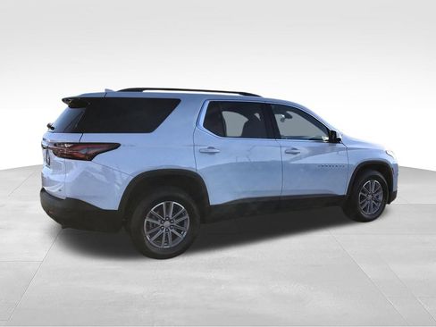 Used 2023 Chevrolet Traverse LT AWD/4WD image 8