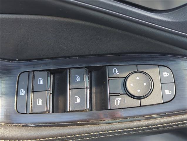 Used 2024 Nissan Rogue SV AWD/4WD image 10