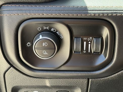 Used 2020 RAM 1500 Limited AWD/4WD image 25