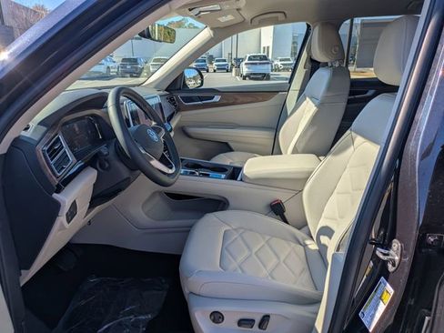 New 2026 Volkswagen Atlas SE FWD image 20
