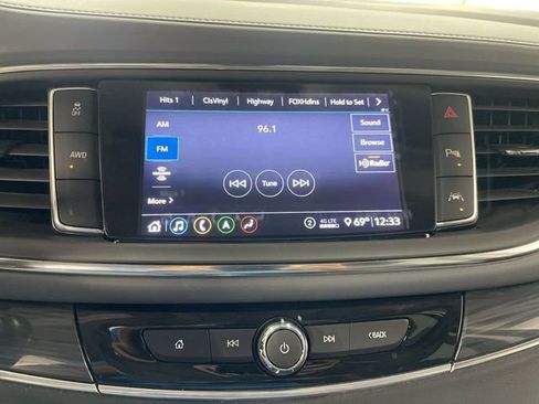 Used 2021 Buick Enclave Premium w/ Sun and Sites Package image 16