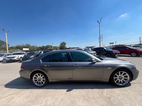 Used 2006 BMW 750Li image 7