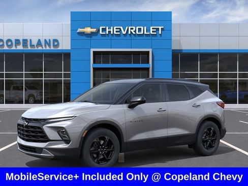 New 2026 Chevrolet Blazer LT w/ Convenience Package AWD/4WD image 2