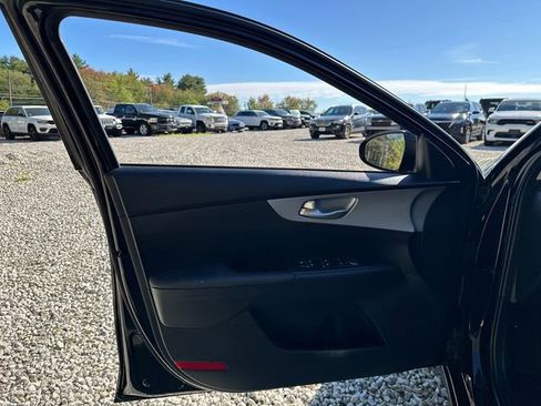 Used 2024 Kia Forte LXS FWD image 20