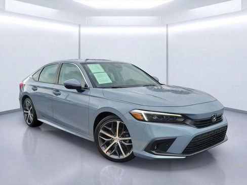 Used 2023 Honda Civic Touring image 1