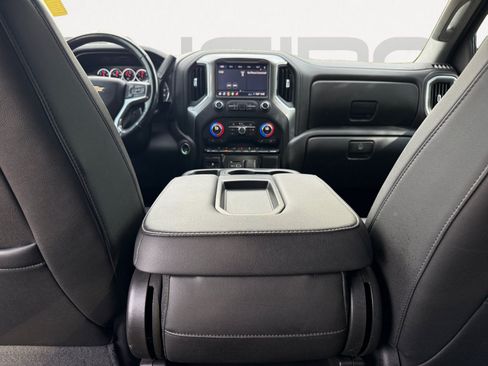 Used 2019 Chevrolet Silverado 1500 LT w/ Texas Edition AWD/4WD image 3