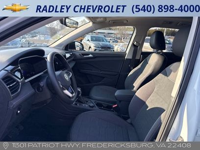 Used 2025 Volkswagen Taos SE