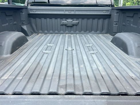 Used 2024 Chevrolet Silverado 2500 LT AWD/4WD image 32