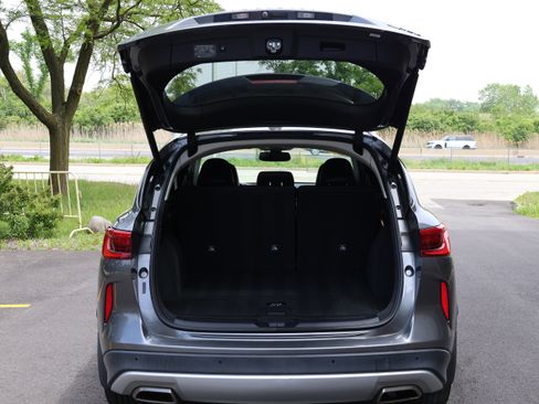 Used 2021 INFINITI QX50 Luxe w/ Cargo Package AWD/4WD image 5