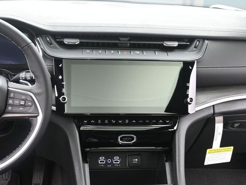 New 2026 Jeep Grand Cherokee Limited AWD/4WD image 25