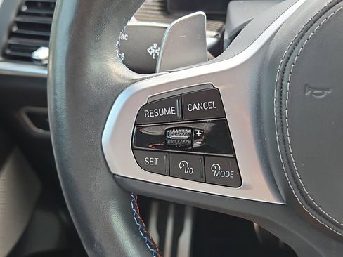 Used 2023 BMW X7 M60i w/ Executive Package image 30