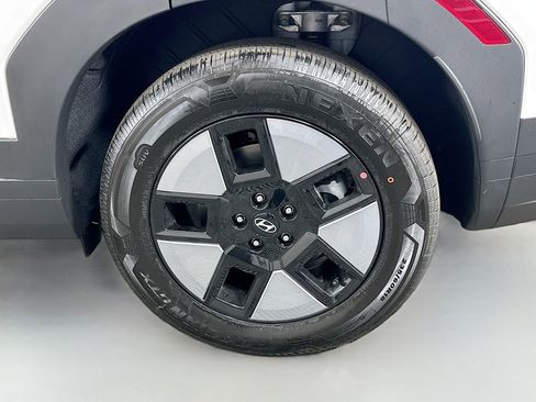 New 2026 Hyundai Santa Fe SE image 21