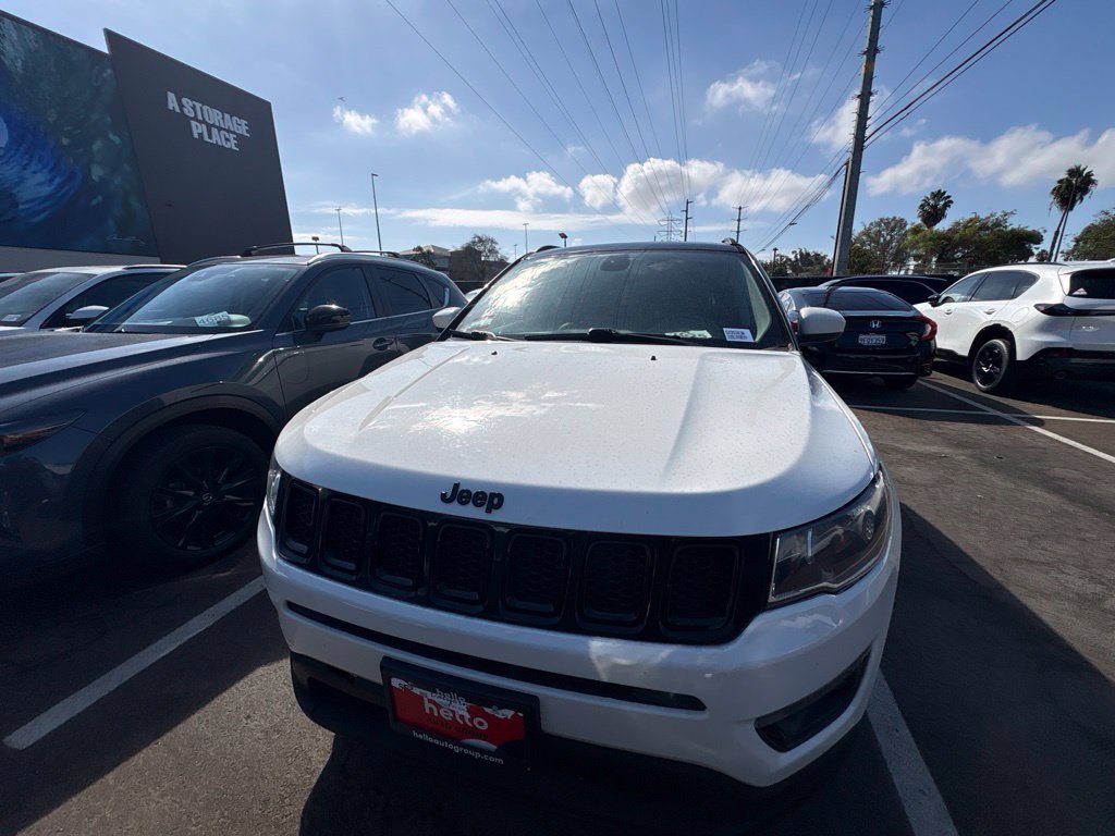 Used 2018 Jeep Compass Latitude w/ Popular Equipment Group AWD/4WD image 2