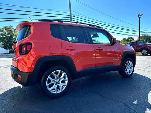 Used 2017 Jeep Renegade Latitude w/ Safety & Security Group AWD/4WD image 29