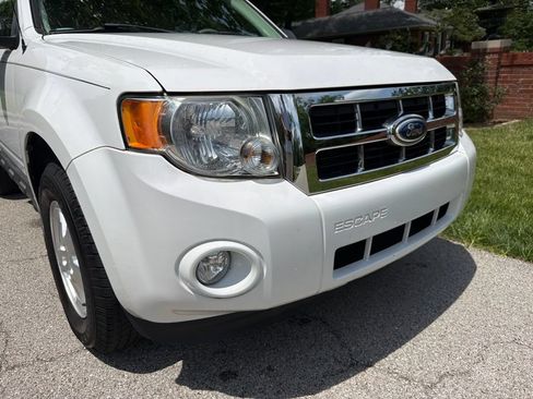 Used 2012 Ford Escape XLT FWD image 4