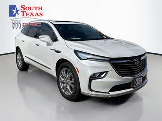 Used 2023 Buick Enclave Essence w/ Experience Buick Package FWD video 1