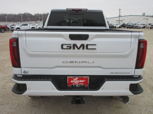 New 2026 GMC Sierra 2500 Denali w/ Denali Reserve Package image 6