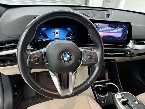 Used 2024 BMW X1 xDrive28i w/ Convenience Package AWD/4WD image 11
