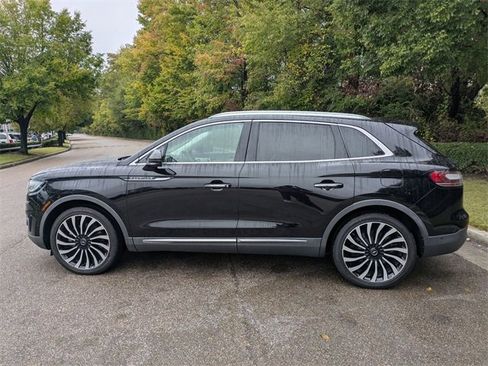 Used 2019 Lincoln Nautilus Black Label image 2