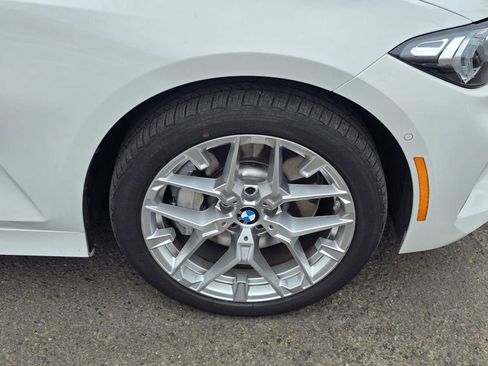 Used 2025 BMW 330i xDrive Sedan w/ M Sport Package image 9