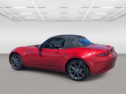 Used 2016 MAZDA MX-5 Miata Grand Touring RWD image 3