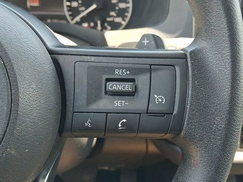 Used 2024 Nissan Pathfinder S AWD/4WD image 19