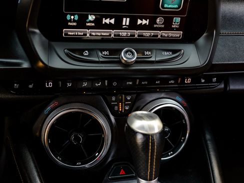Used 2016 Chevrolet Camaro LT RWD image 35