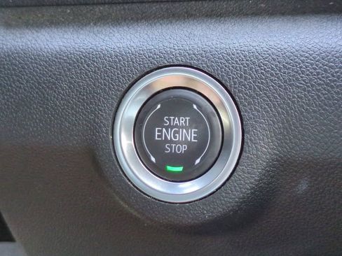 Used 2025 GMC Terrain Elevation AWD/4WD image 26